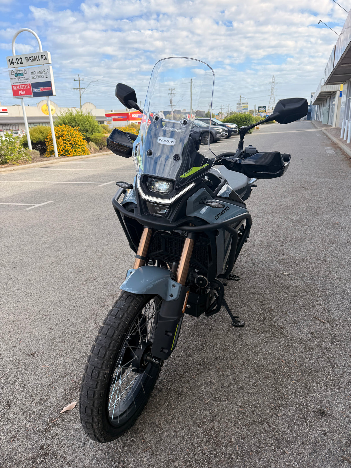 2025 CFMOTO 450 MT