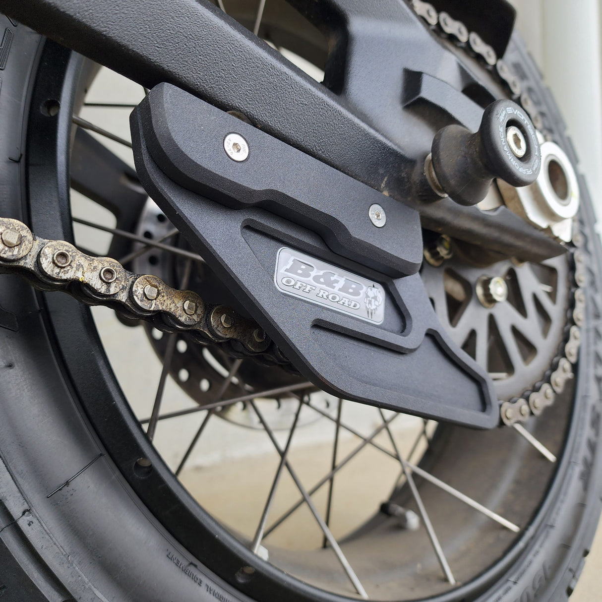 Lower Chain Guard Fin Ducati Desert X