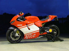Load image into Gallery viewer, Ducati Desmosedici RR Radiator & Oil Guard Set