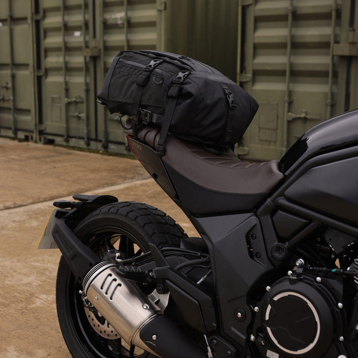Oxford Atlas T-20 Advanced Tourpack - Charcoal / Black