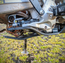 Load image into Gallery viewer, Molecule Motosports Skid Plate for KTM 690 701 & Gas Gas ES700