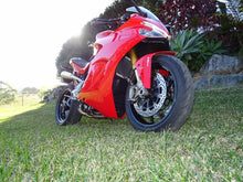 Load image into Gallery viewer, Ducati SuperSport / S 17-23 Radiator Guard & Oil Cooler Set