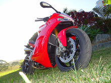 Load image into Gallery viewer, Ducati SuperSport / S 17-23 Radiator Guard & Oil Cooler Set