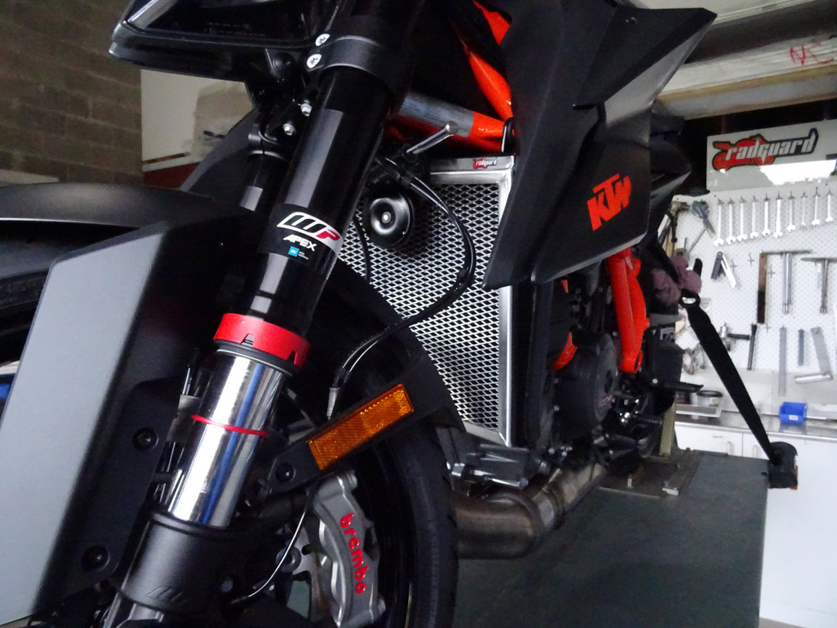 KTM 1290 Super Duke R 2020-2023 Radiator Guard