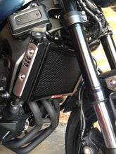 Load image into Gallery viewer, Yamaha XSR 900 2016-2021 Radiator Guard