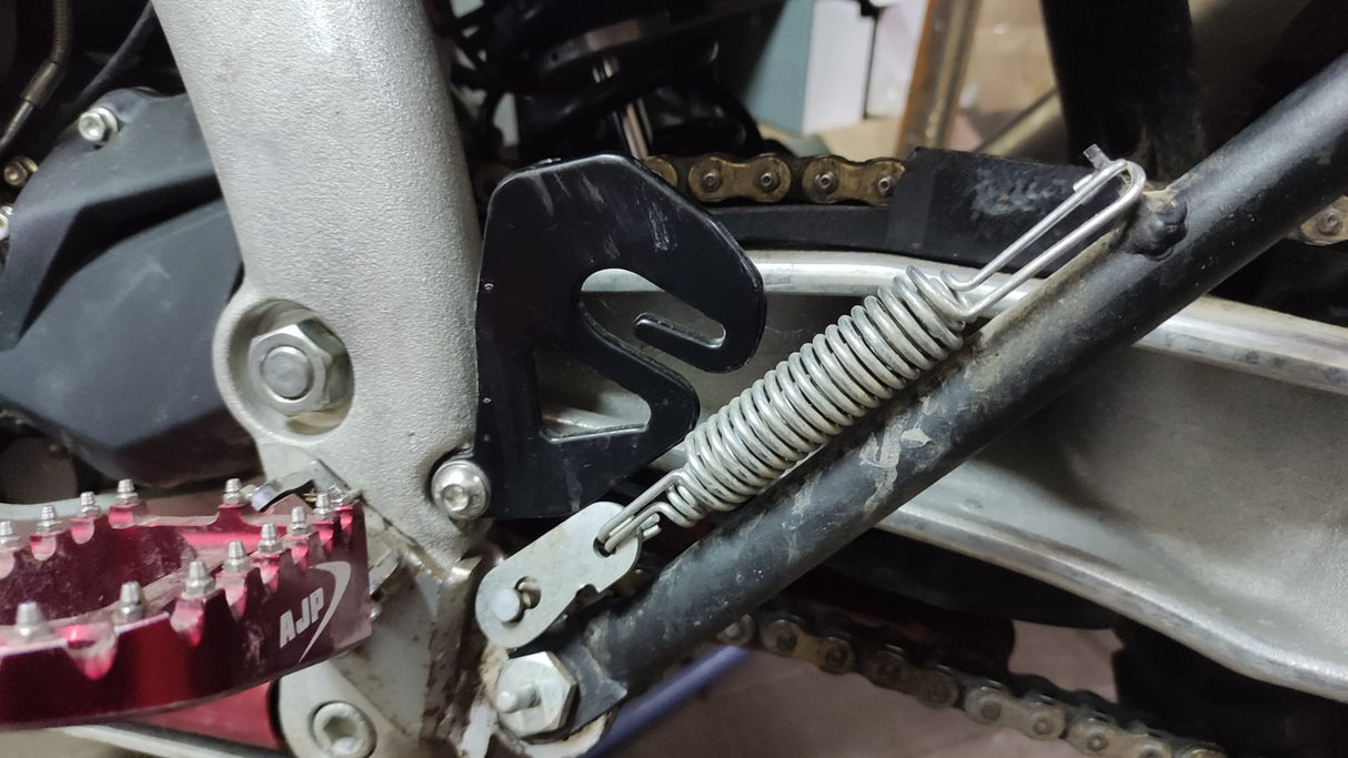Strap Hooks for AJP PR7