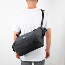 Load image into Gallery viewer, OSAH 15L Messenger Duffel Bag Grey