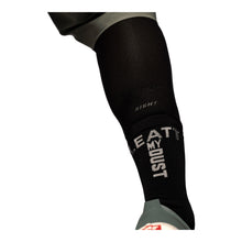 Load image into Gallery viewer, Leatt ReaFlex Knee Guard Ultralite EXT - Black
