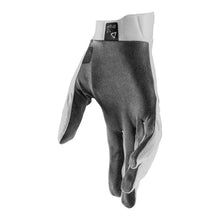 Load image into Gallery viewer, Leatt 1.5 GripR Glove - White