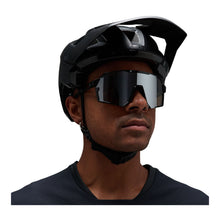 Load image into Gallery viewer, Leatt RideViz Pro Sunglasses - Black Iriz Silver 17 VLT