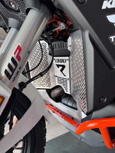 Load image into Gallery viewer, KTM 1390 Super Adventure R 2025-2026 Radiator Guard SET