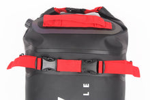 Load image into Gallery viewer, OSAH 25L Tailpack Black Red