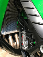 Load image into Gallery viewer, Kawasaki ZX14 (ZZR1400) 2012-2023 Radiator Guard