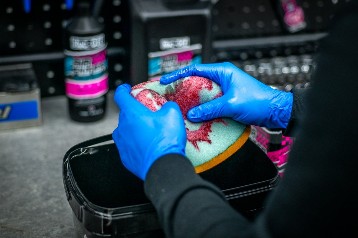MUC-OFF Motorcycle Air Filter Oil 1L